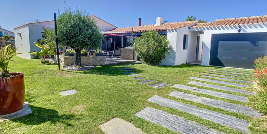 ENTRE LE CENTRE ET LE BOIS DE LA CHAISE – JOLIE VILLA D’ARCH