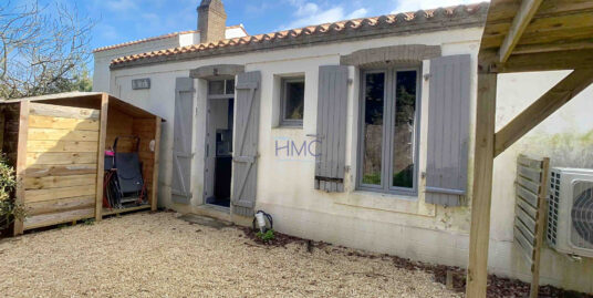 A 80m DE LA PLAGE DE LA CLERE EN TRAVERSANT LA DUNE – MAISON