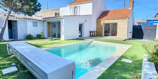 CENTRE DE NOIRMOUTIER – MAISON DE CHARME AVEC 3 CHAMBRES ET