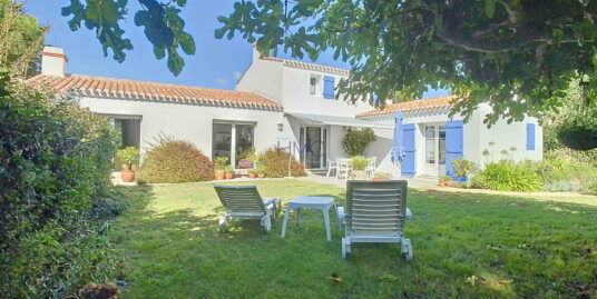 LES ELOUX – JOLIE MAISON AVEC 4 CHAMBRES EN PARFAIT ETAT