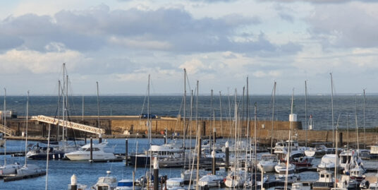 FACE MER – APPARTEMENT DE TYPE 2 EN TRES BON ETAT – L’HERBAU