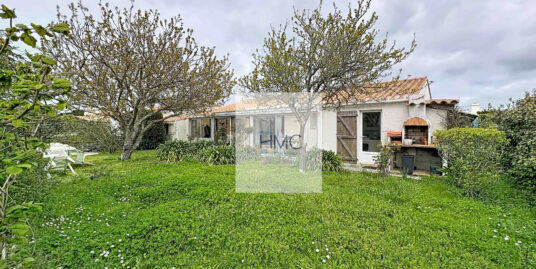 DANS UNE RESIDENCE TRES CALME – MAISON NOIRMOUTRINE AVEC 3 C