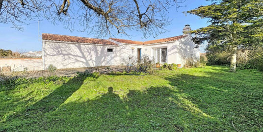 CENTRE BOURG – JOLIE MAISON EN BON ETAT AVEC 3 CHAMBRES