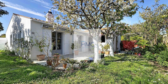 DANS LE CENTRE DE NOIRMOUTIER – MAISON 3 CHAMBRES AU CALME