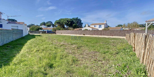 LUZERONDE – TERRAIN A BATIR DE 602m2 AVEC PERMIS DE CONSTRUI