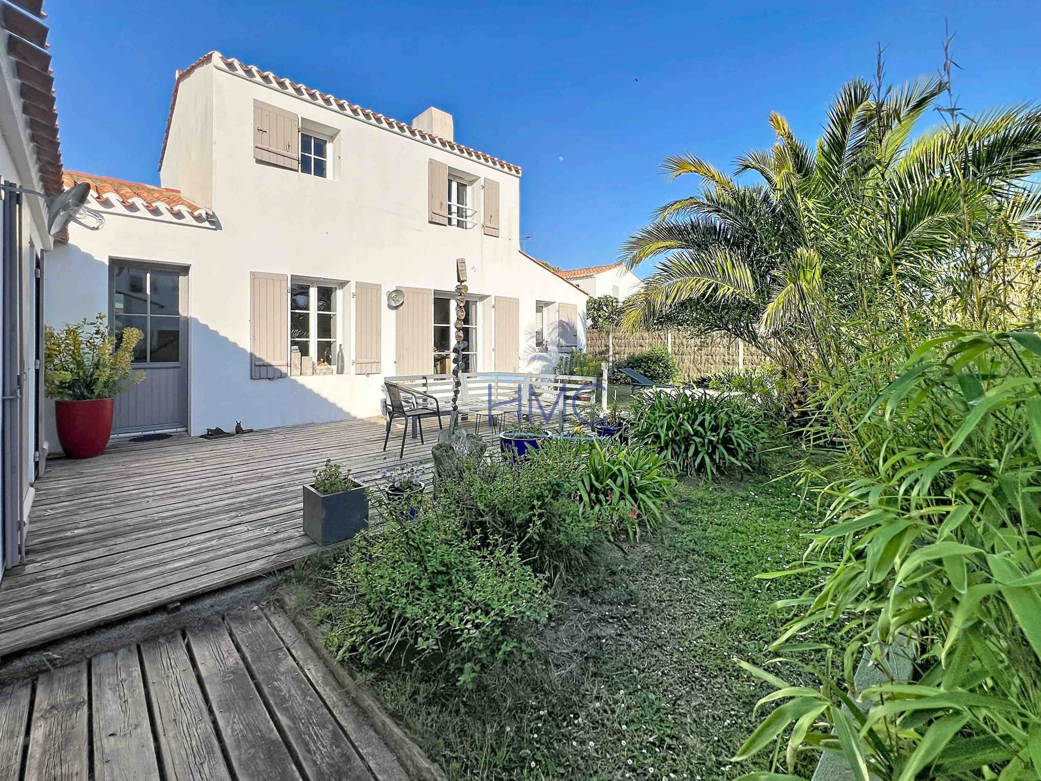 PROCHE PLAGE DE L’OCEAN – MAISON 4 CHAMBRES PLEIN DE CHARME