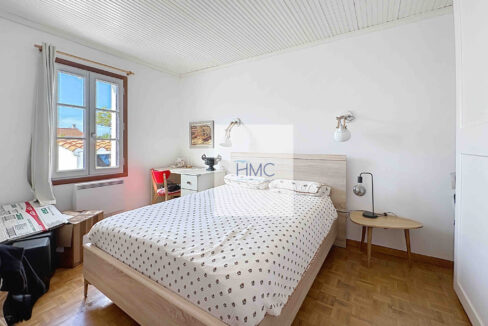 https:__honorairesmoinschers.staticlbi.com_wa_images_biens_2_3cf01171da00620b09b395309481f3b6_photo_f0a6f6aa895ac340a4c18cae5579a702.jpg