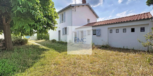 MAISON DE CARACTERE AU COEUR DU VIEIL – 4 CHAMBRES – A RAFRA
