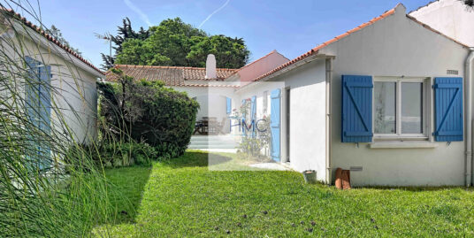 DANS LE VILLAGE DU VIEIL – MAISON 4 CHAMBRES DE PLAIN-PIED