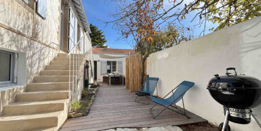FACE MER AU VIEIL – VILLA D’EXCEPTION ENTIEREMENT RENOVEE AV